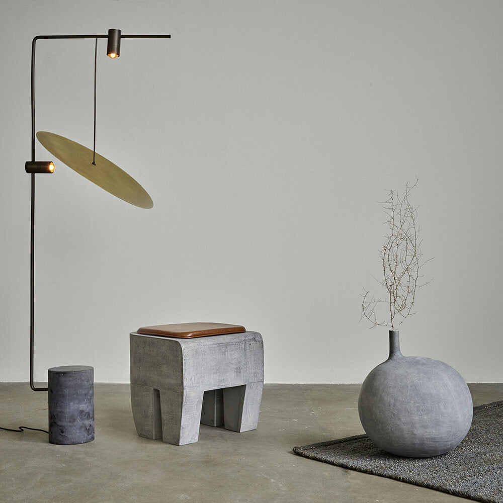 THE MOON floor lamp